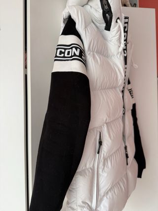 Chaleco  y sudadera Icon