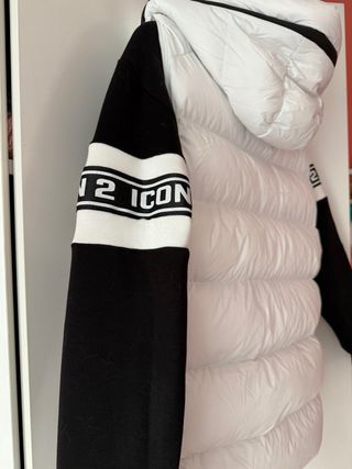 Chaleco  y sudadera Icon