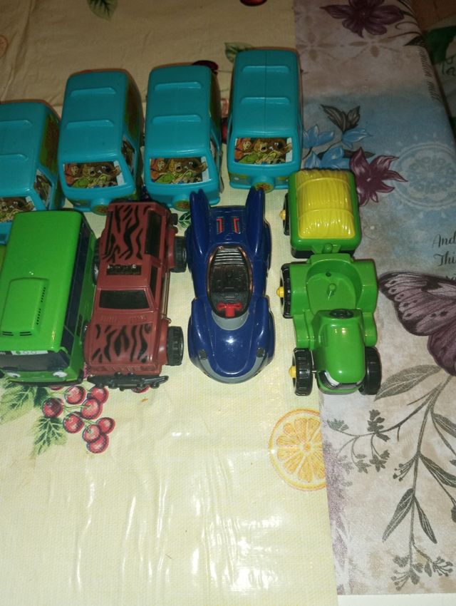 Lote de coches de juguete