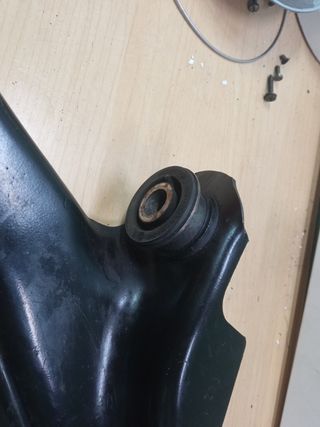 BRAZO SUSPENSION 8200298455