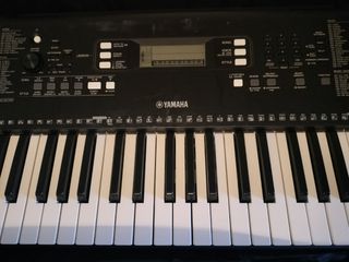 Teclado piano digital yamaha psr-e363