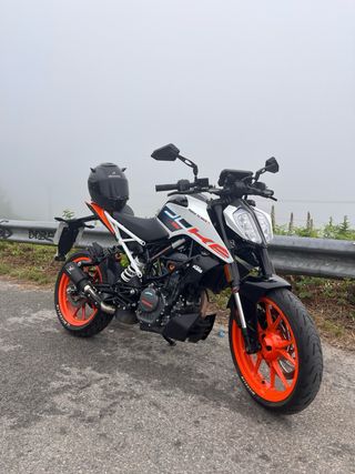 KTM DUKE 125 2023
