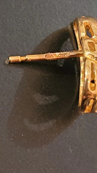 Pendientes en oro de 18 k y puntas de diamantes