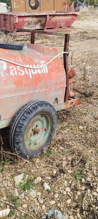 Sulfatadora ,cuba de herbicida