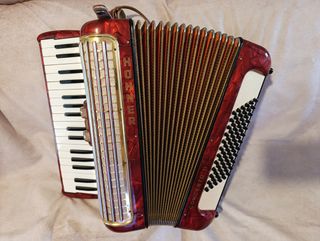 ⭐Acordeon Hohner Concerto 2 72 bajos 