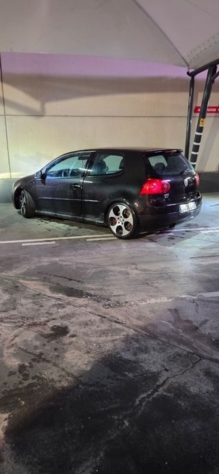 Volkswagen Golf 2005