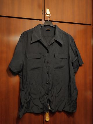 Camisa negra vintage