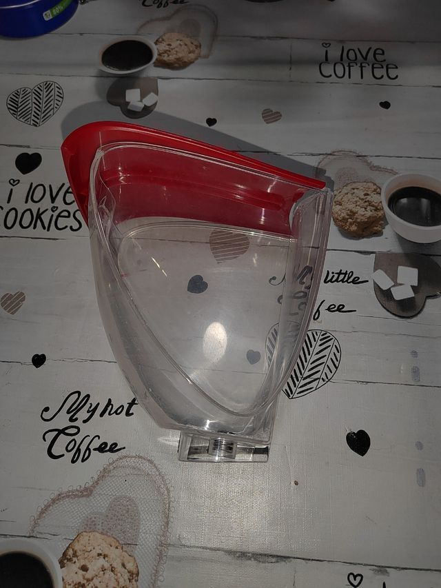 Deposito de agua cafetera dolce gusto