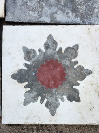 Suelo hidraulico antiguo 