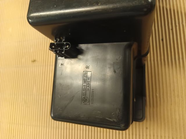 Caja resonancia bmw e36 berlina