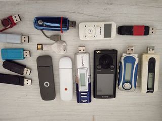 pendrive e lettori mp3 (per pezzi e non funzionant