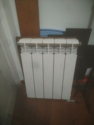 Radiador de pared de agua