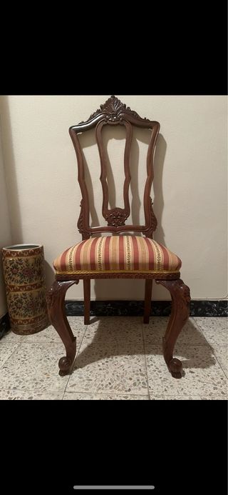 Silla de madera