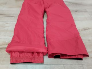 Mono esqui y guantes