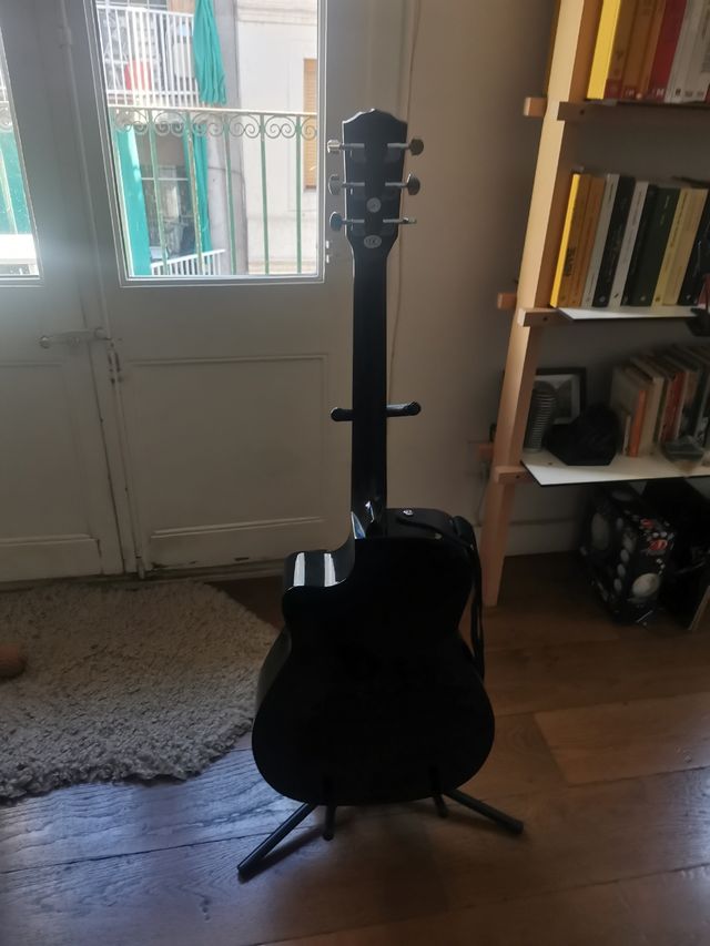 Guitarra electroacústica fender