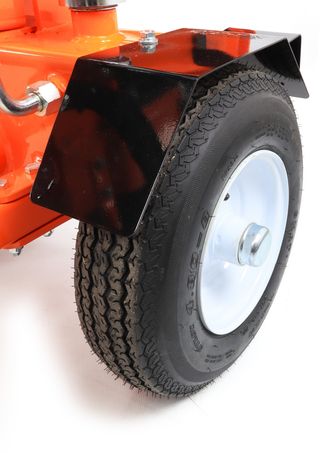 Astilladora de remolque 27T gasolina