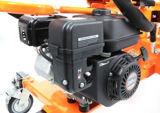 Astilladora de remolque 27T gasolina