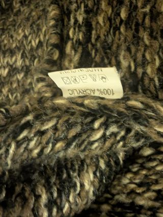 Camisola-casaco em tons castanho e preto