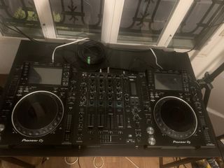 CDJ 2000 Nexus II +Caja y Decksaver
