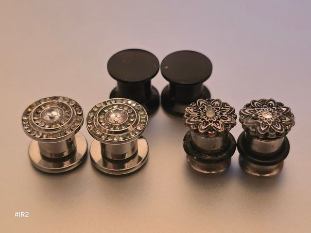 10 paia di orecchini dilatatori da 8 mm