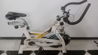 Bicicleta Spinning BH