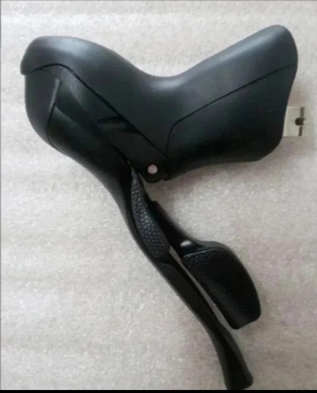 Manetas duales de cambio y freno 3x8 velocidades 