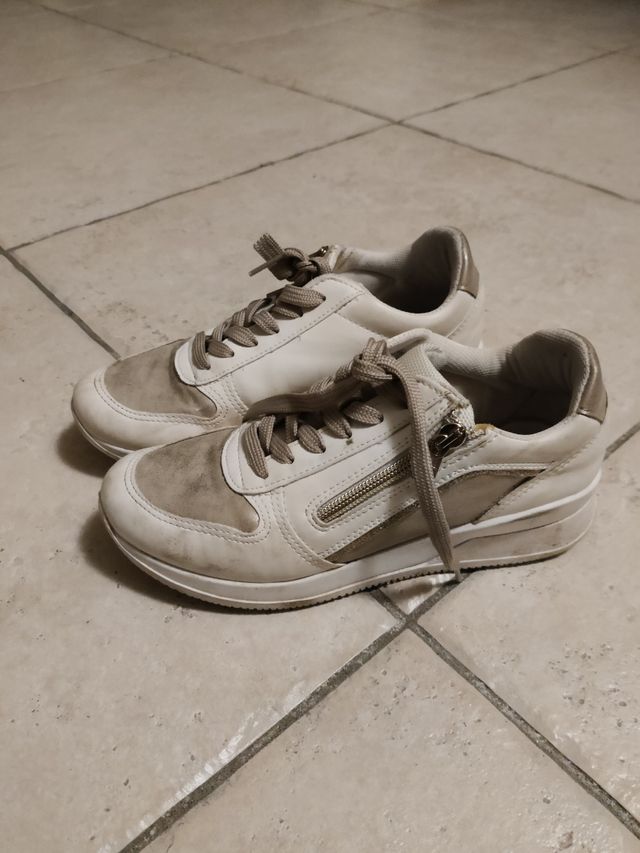 scarpe da ginnastica