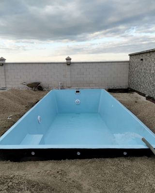 La piscina de tus sueños de fibra reforzadas