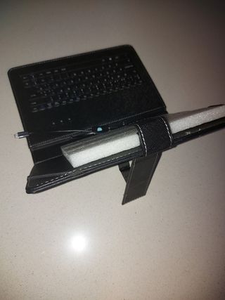 Funda Tablet con teclado