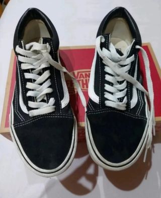 Vans negras