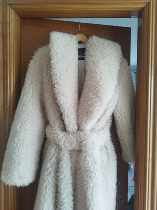 ABRIGO TEDDY BORREGUILLO XS OVERSIZE NUE