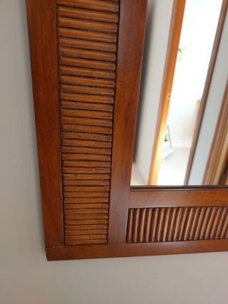 Mueble auxiliar y espejo