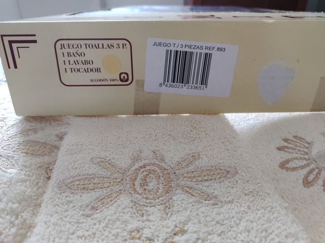 Juego de 3 toallas bordadas algodón marca Vimitex