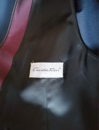 OPORTUNIDAD!! Traje de ceremonia.SE REGALA CHALECO