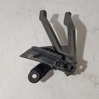 Estribera de pasajero lado derecho KTM 390