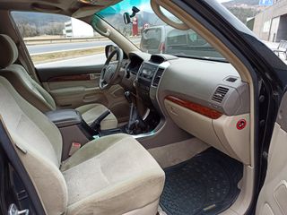 Toyota Land Cruiser 2003