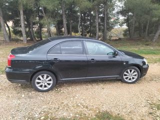 Toyota Avensis 2003