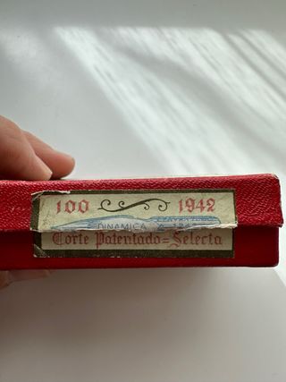 Caja con plumillas 1942