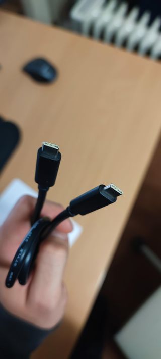 Cable tipo C 180 cm - marca Amphenol 
