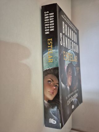 Libro " Brandon Sanderson " Estelar