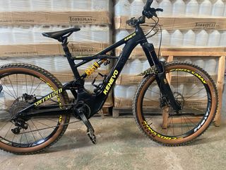 Bicicleta Ebike Specialized turbo kenevo expert