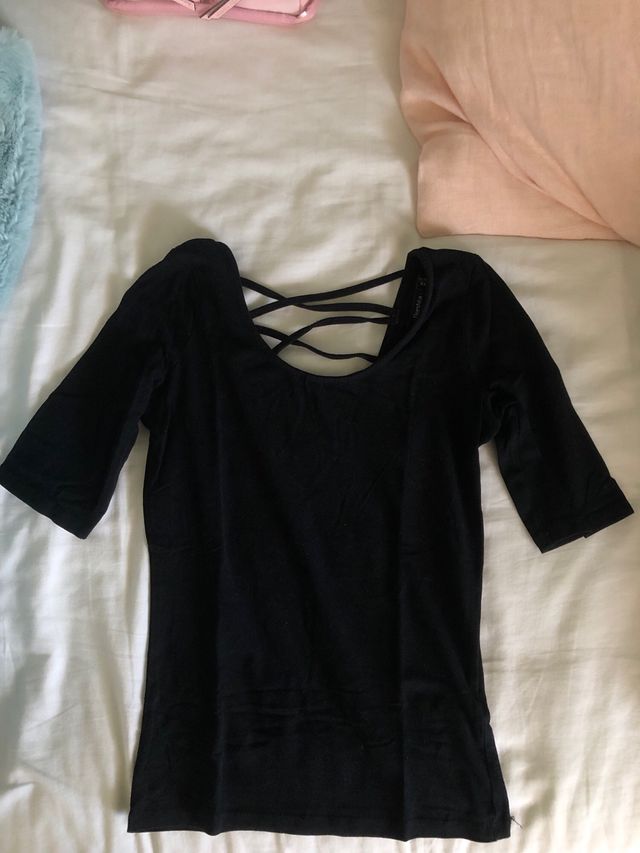 Camiseta negra Bershka