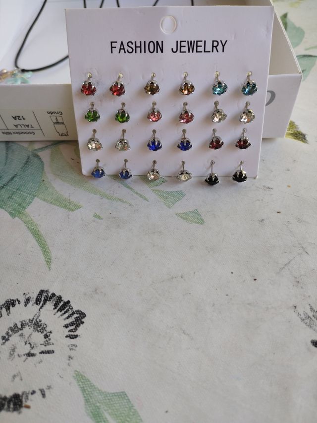 Pendientes de colores