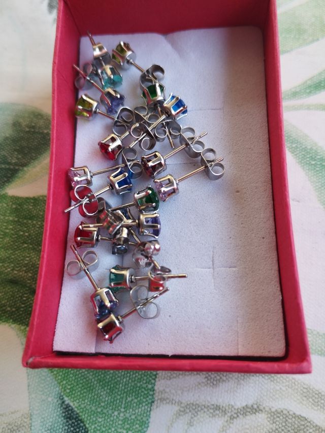 Pendientes acero colores