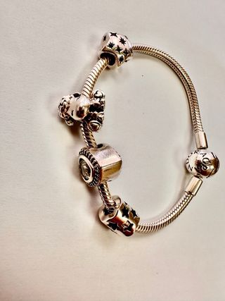 pulsera pandora original de plata y 4 charms