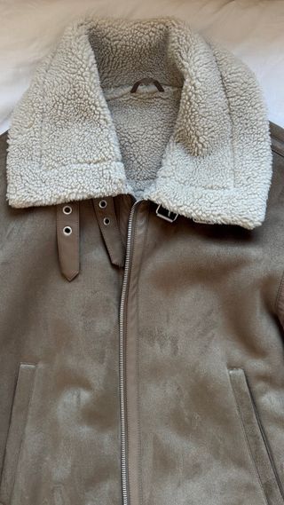 Cazadora Zara 