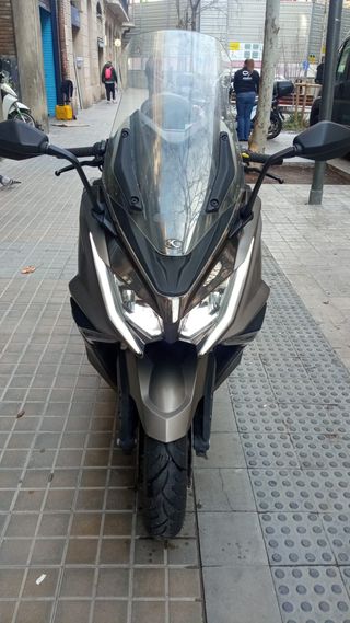 Kymco AK 550 con 28.322 km