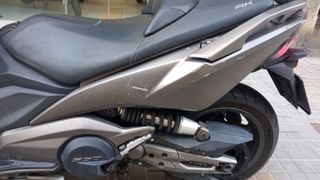 Kymco AK 550 con 28.322 km