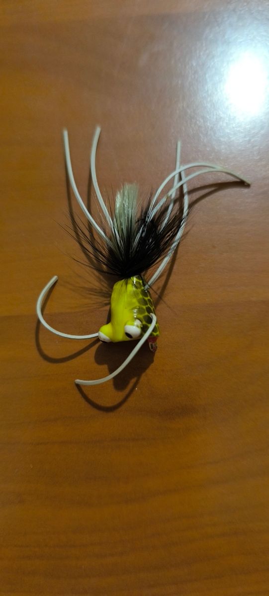 Box con esche artificiali