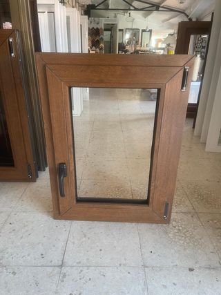 Ventana PVC color embero